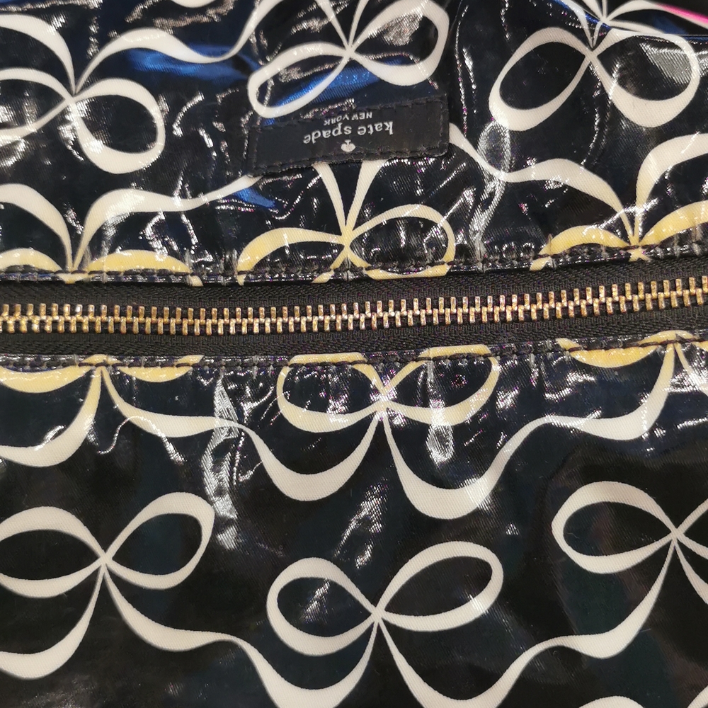 🍄 Kate Spade Diaper Bag - Picture 6 of 17